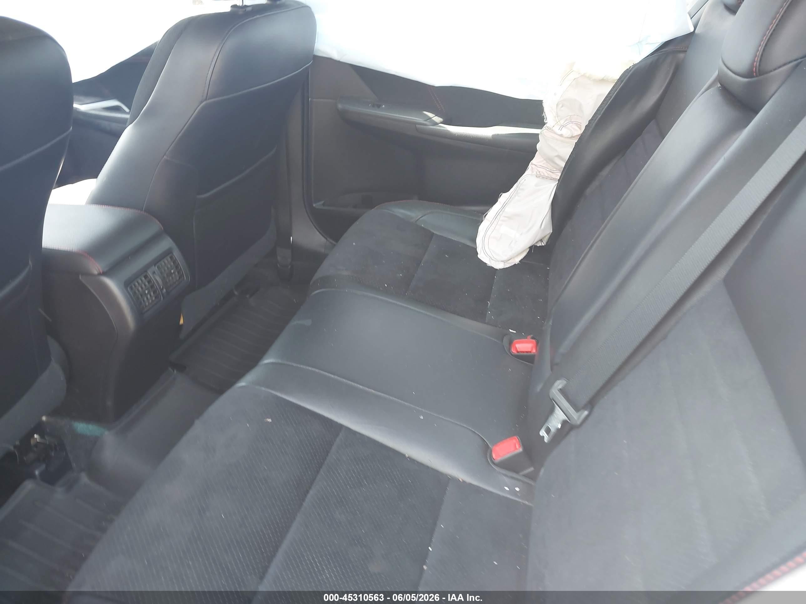 2015 Toyota Camry Xse Blue vin: 4T1BF1FK4FU490073