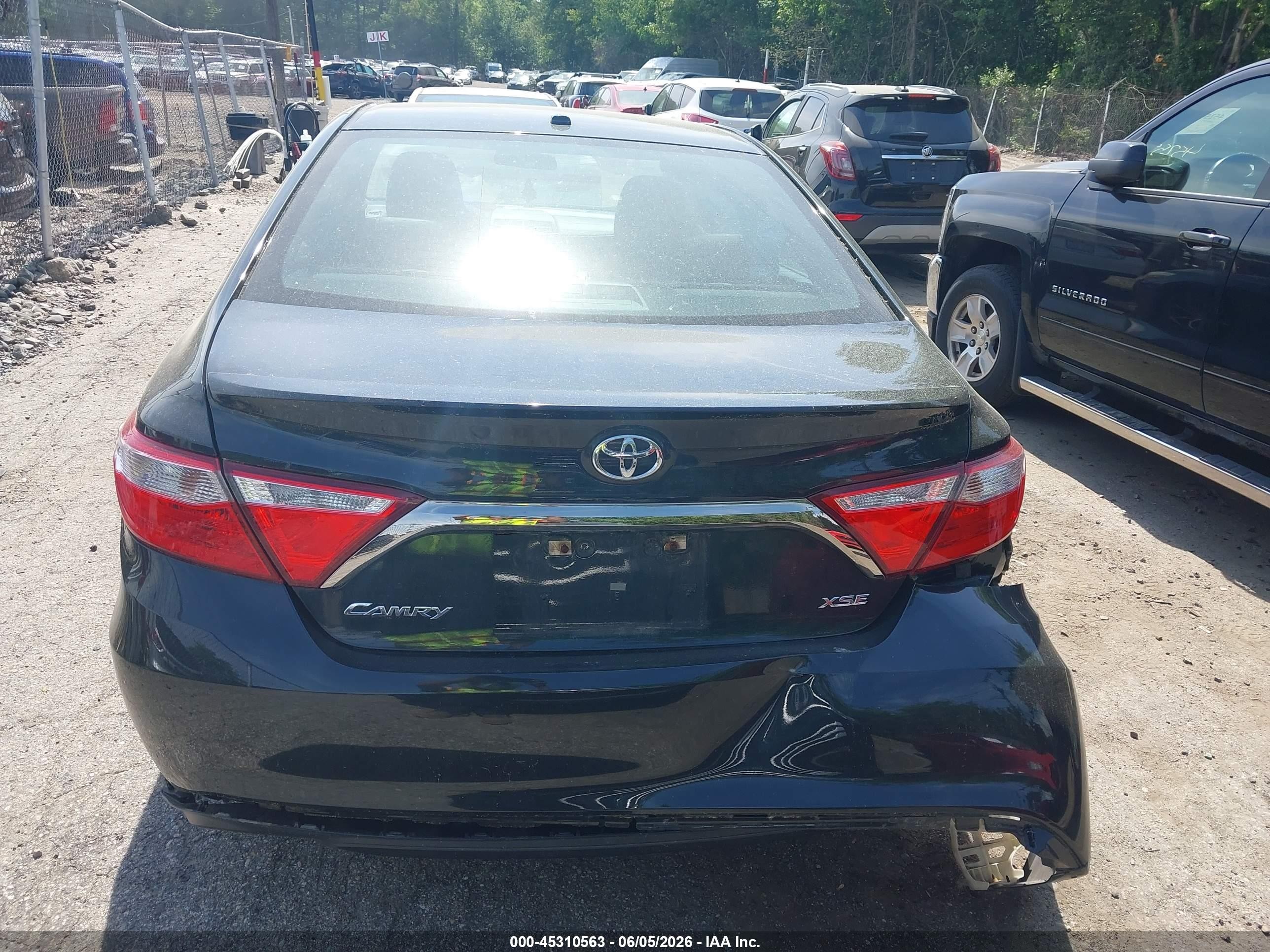 2015 Toyota Camry Xse Blue vin: 4T1BF1FK4FU490073
