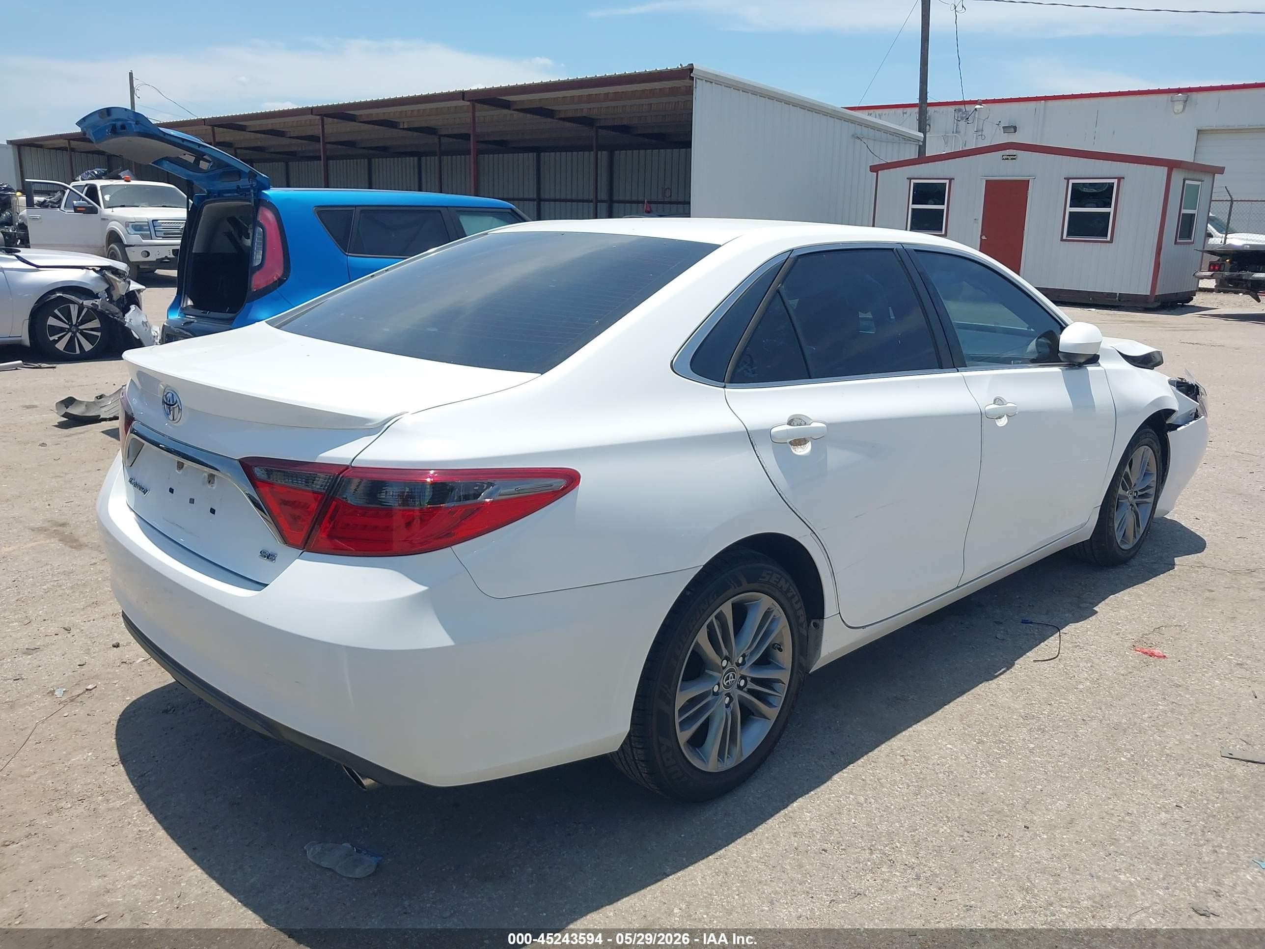 2015 Toyota Camry Se White vin: 4T1BF1FK4FU493619