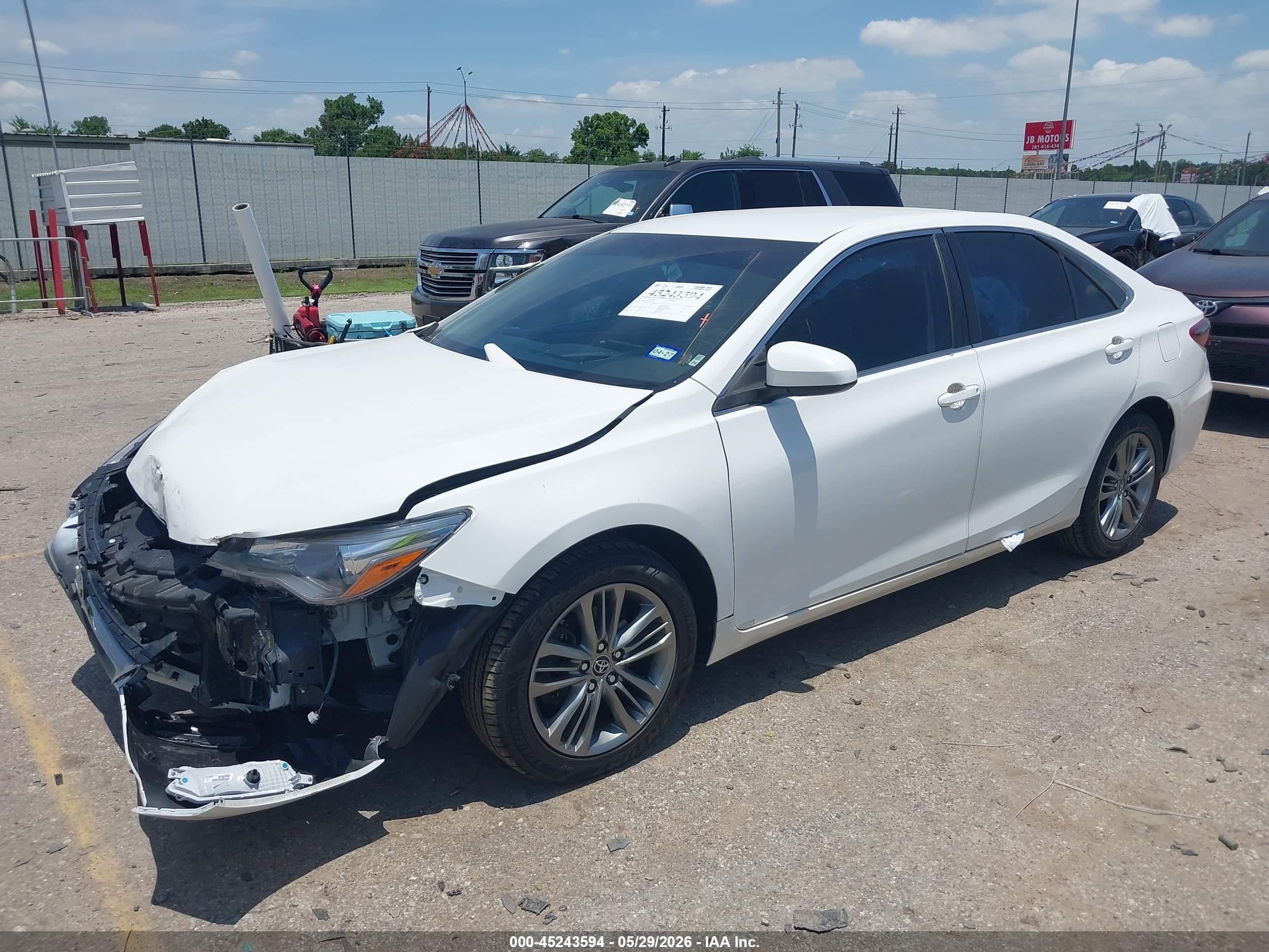 2015 Toyota Camry Se White vin: 4T1BF1FK4FU493619