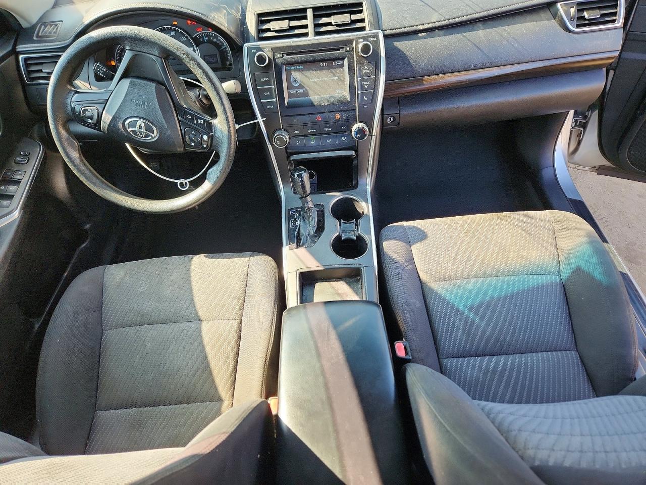 2015 Toyota Camry Le Silver vin: 4T1BF1FK4FU876878