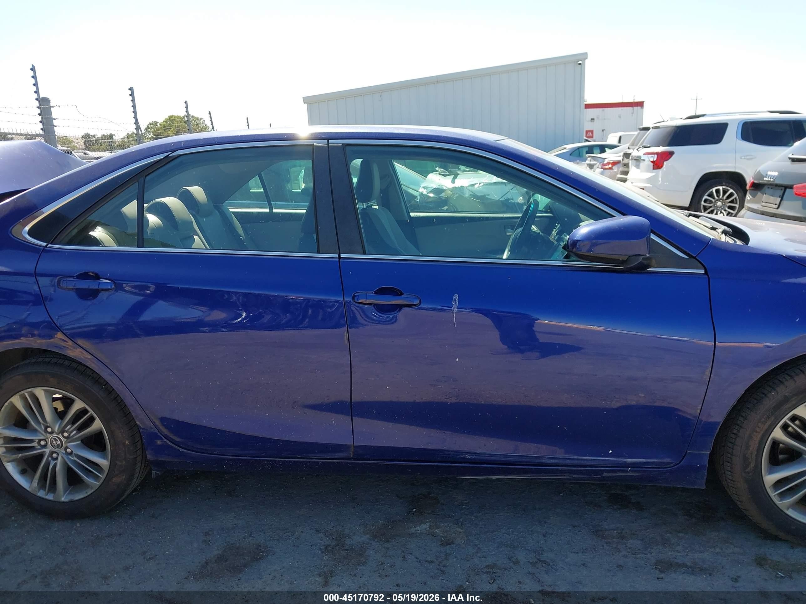2015 Toyota Camry Se Dark Blue vin: 4T1BF1FK4FU883197