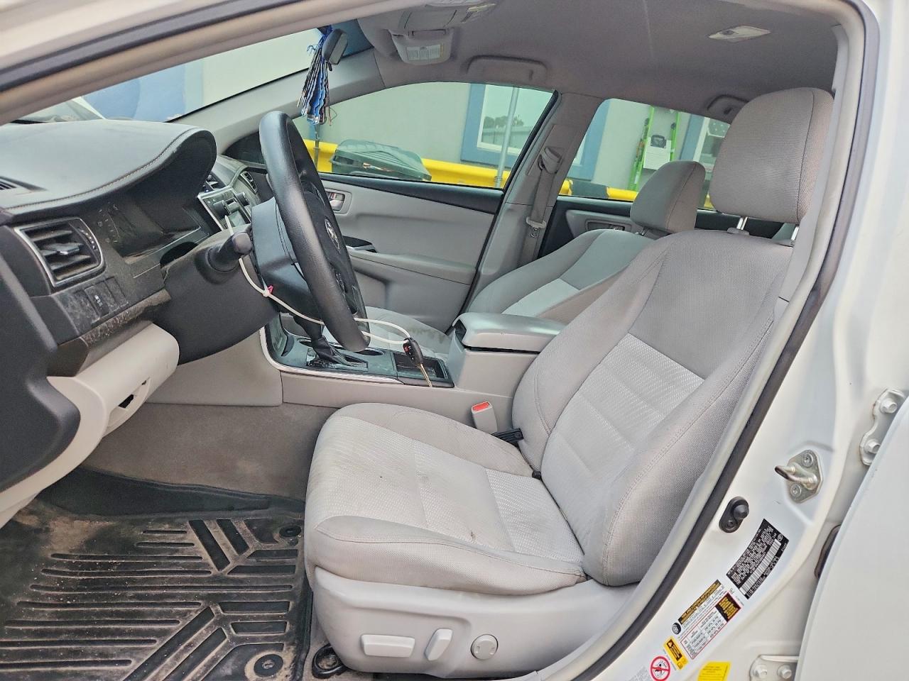 2015 Toyota Camry White vin: 4T1BF1FK4FU884821