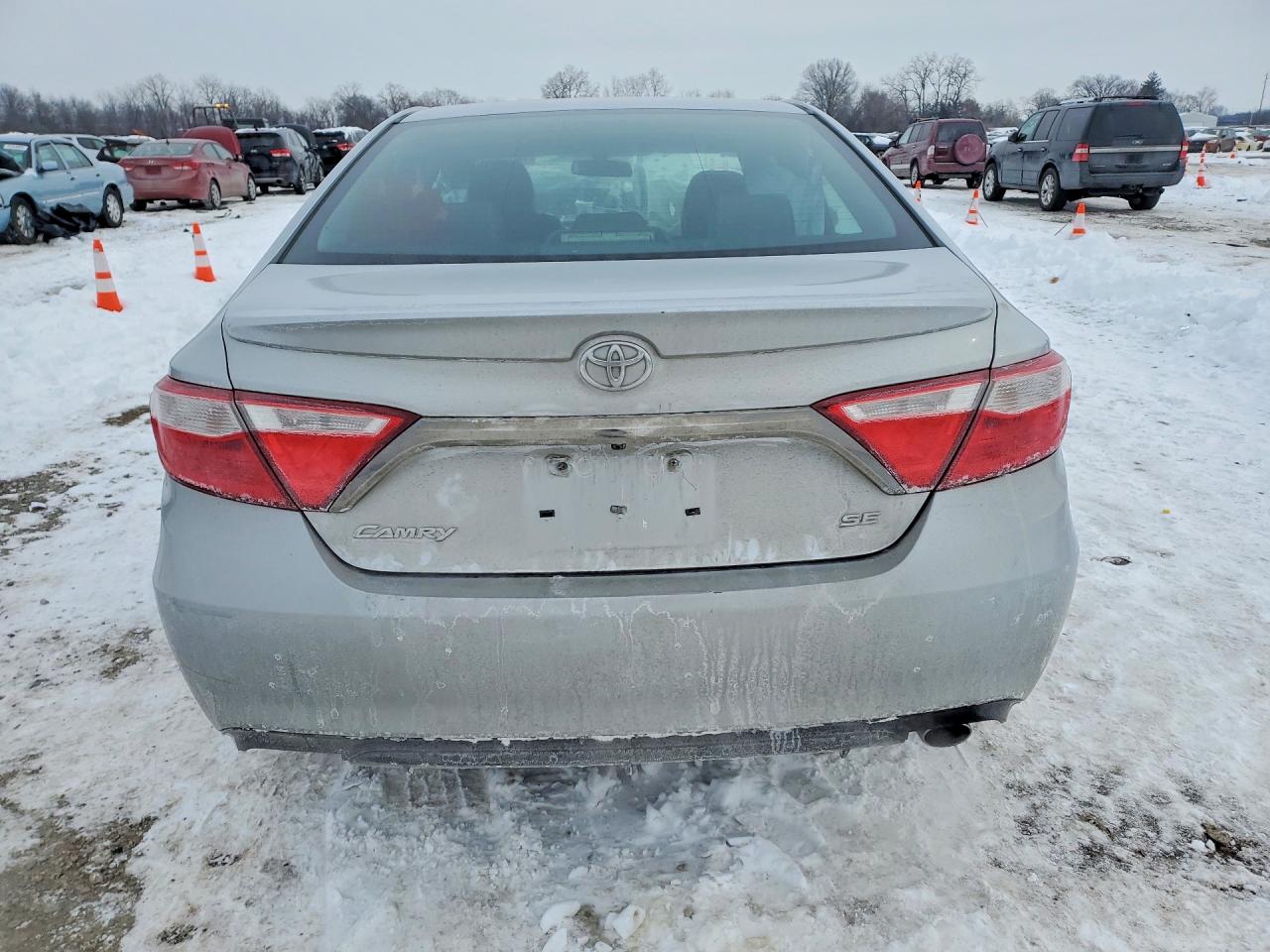 2015 Toyota Camry Silver vin: 4T1BF1FK4FU892711