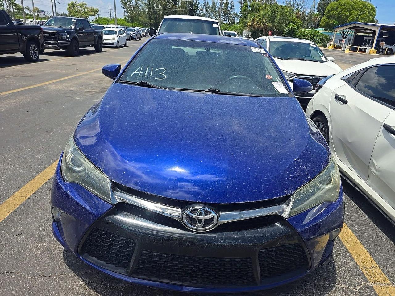 2015 Toyota Camry Se Blue vin: 4T1BF1FK4FU894152