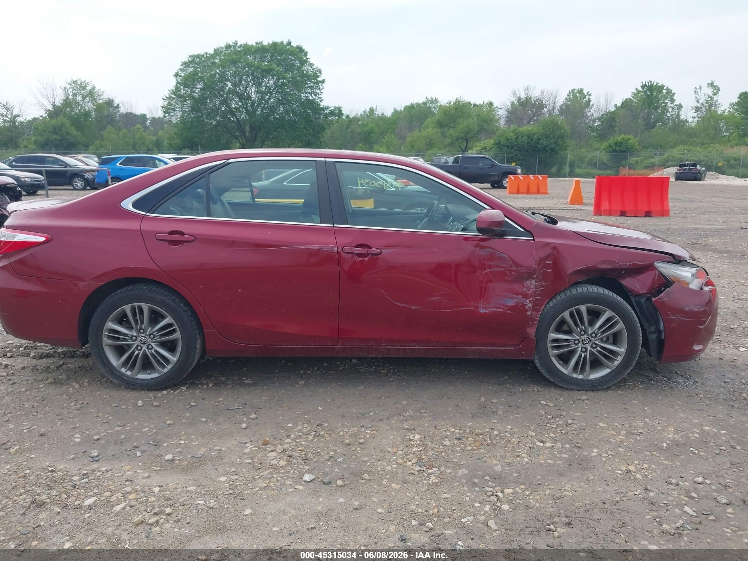 2015 Toyota Camry Se Красный vin: 4T1BF1FK4FU896578