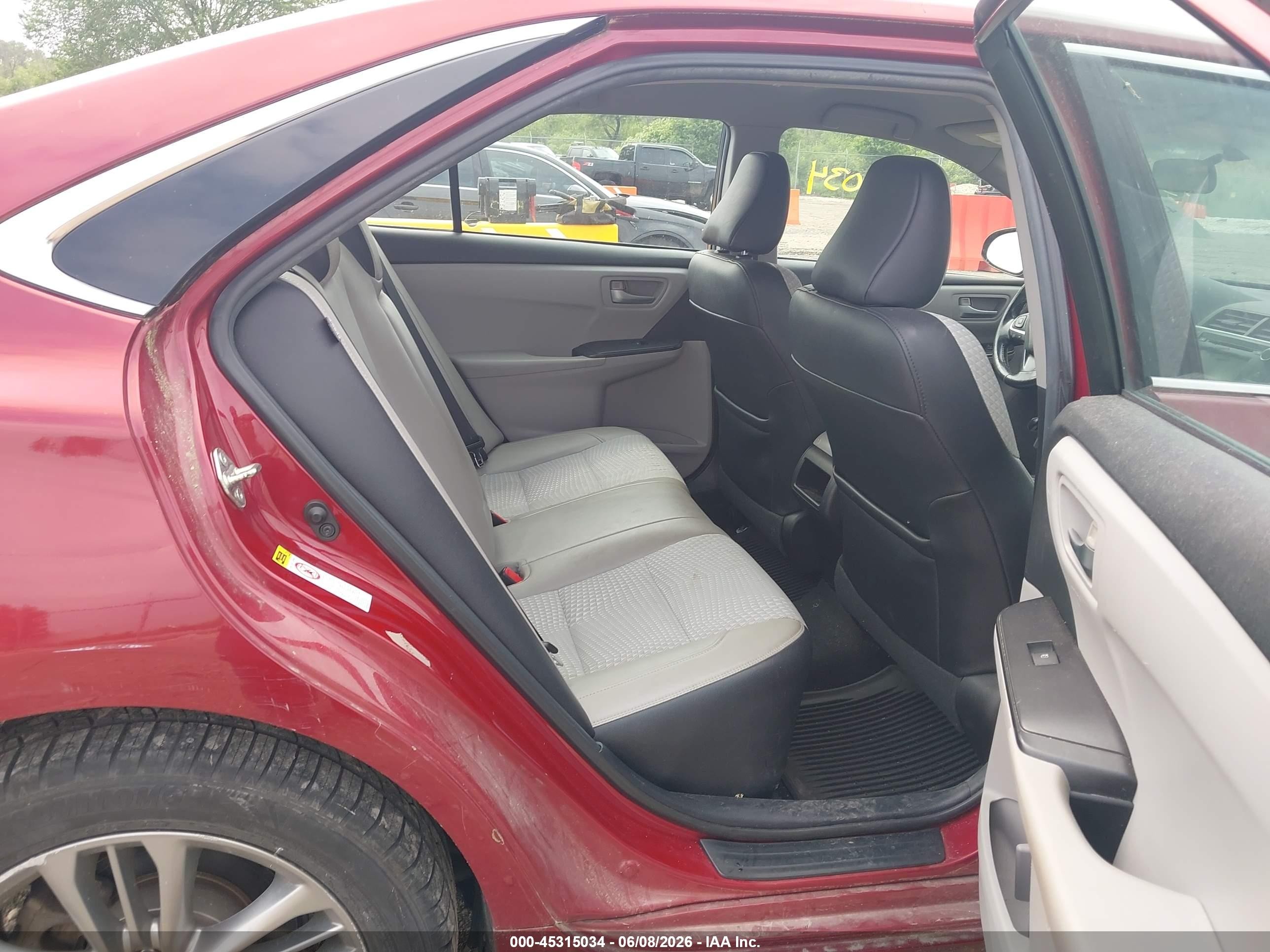 2015 Toyota Camry Se Красный vin: 4T1BF1FK4FU896578