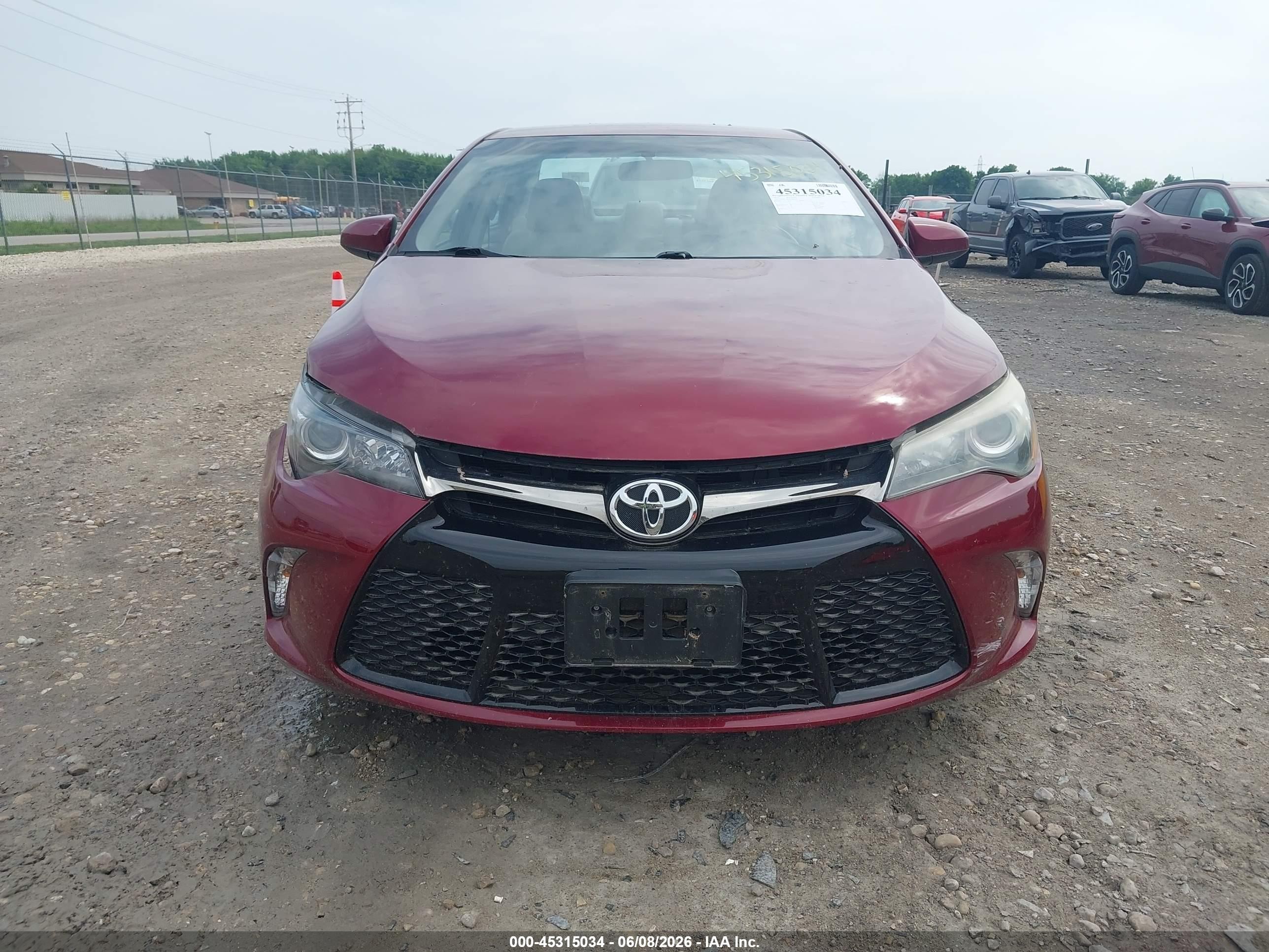 2015 Toyota Camry Se Красный vin: 4T1BF1FK4FU896578