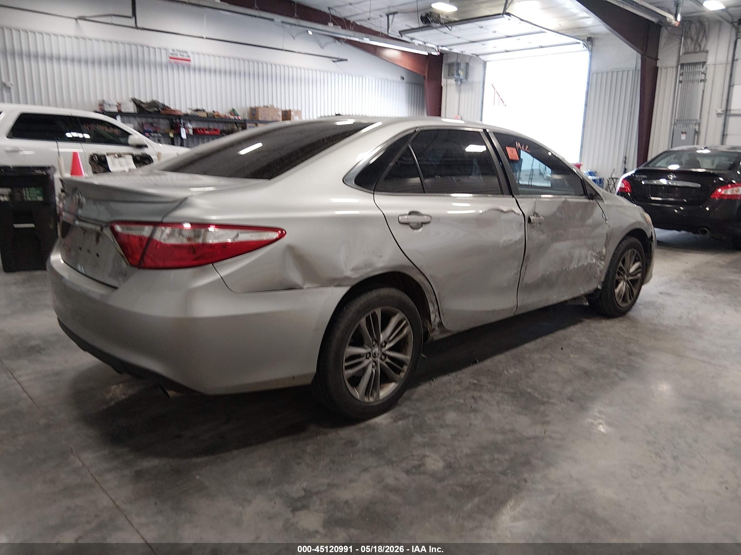 2015 Toyota Camry Se Silver vin: 4T1BF1FK4FU913265