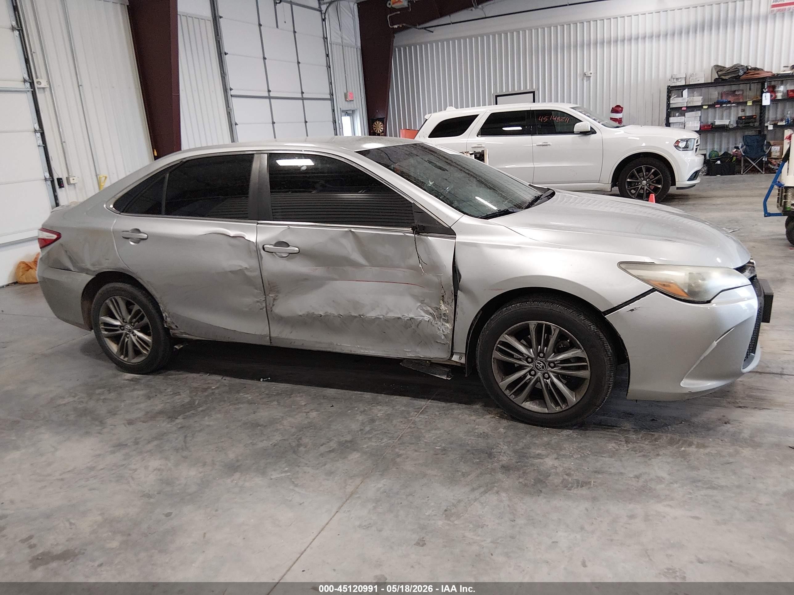 2015 Toyota Camry Se Silver vin: 4T1BF1FK4FU913265