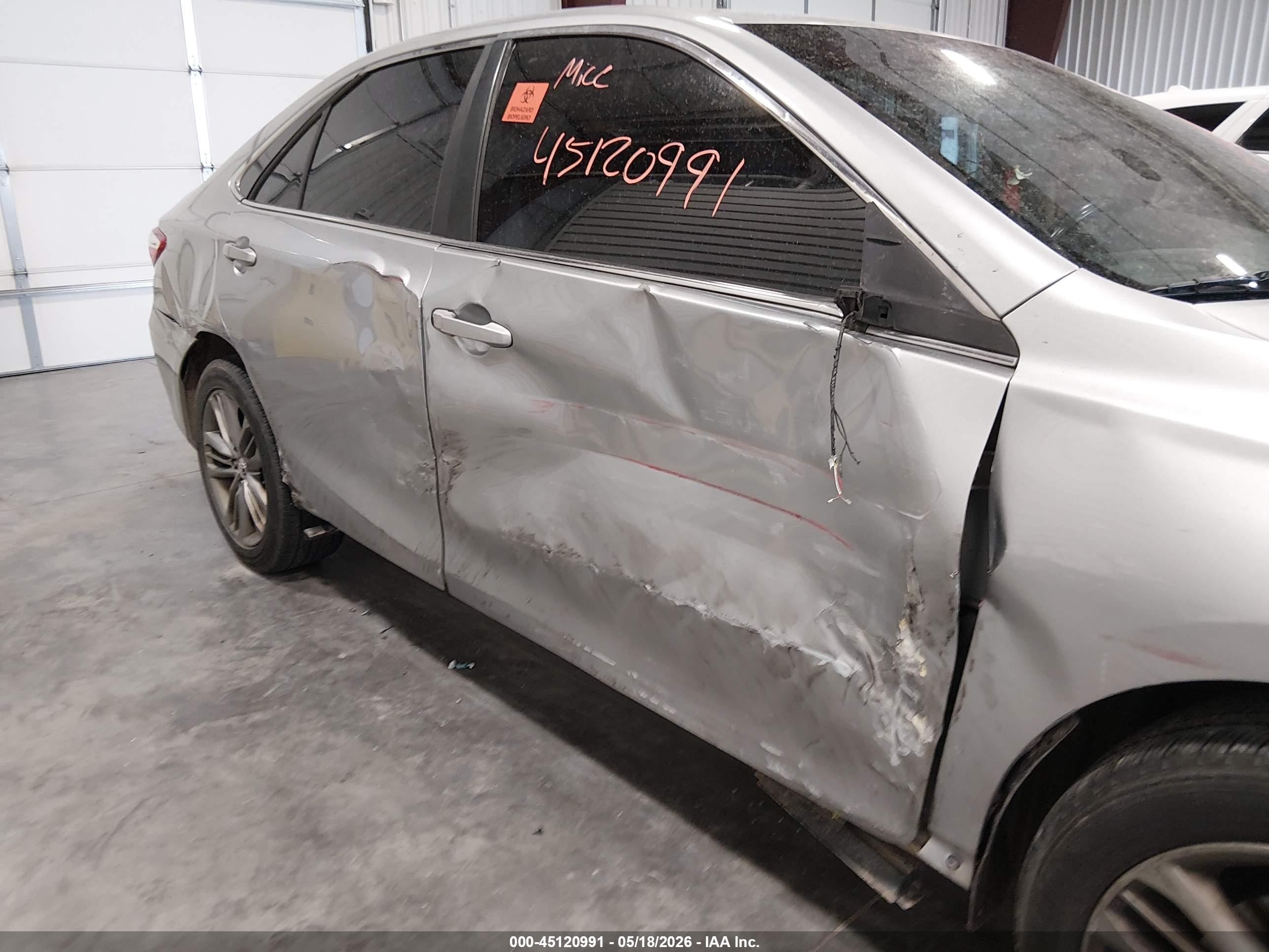 2015 Toyota Camry Se Silver vin: 4T1BF1FK4FU913265