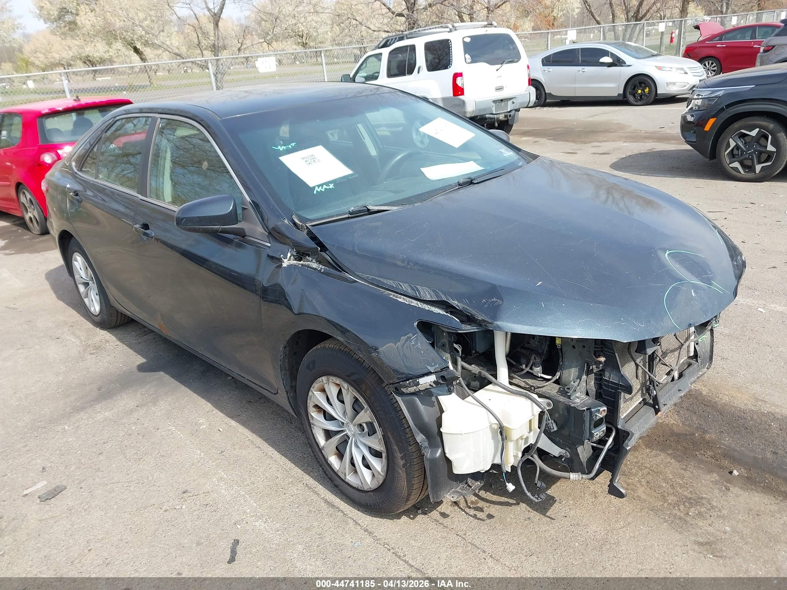 2015 Toyota Camry Le Черный vin: 4T1BF1FK4FU920829