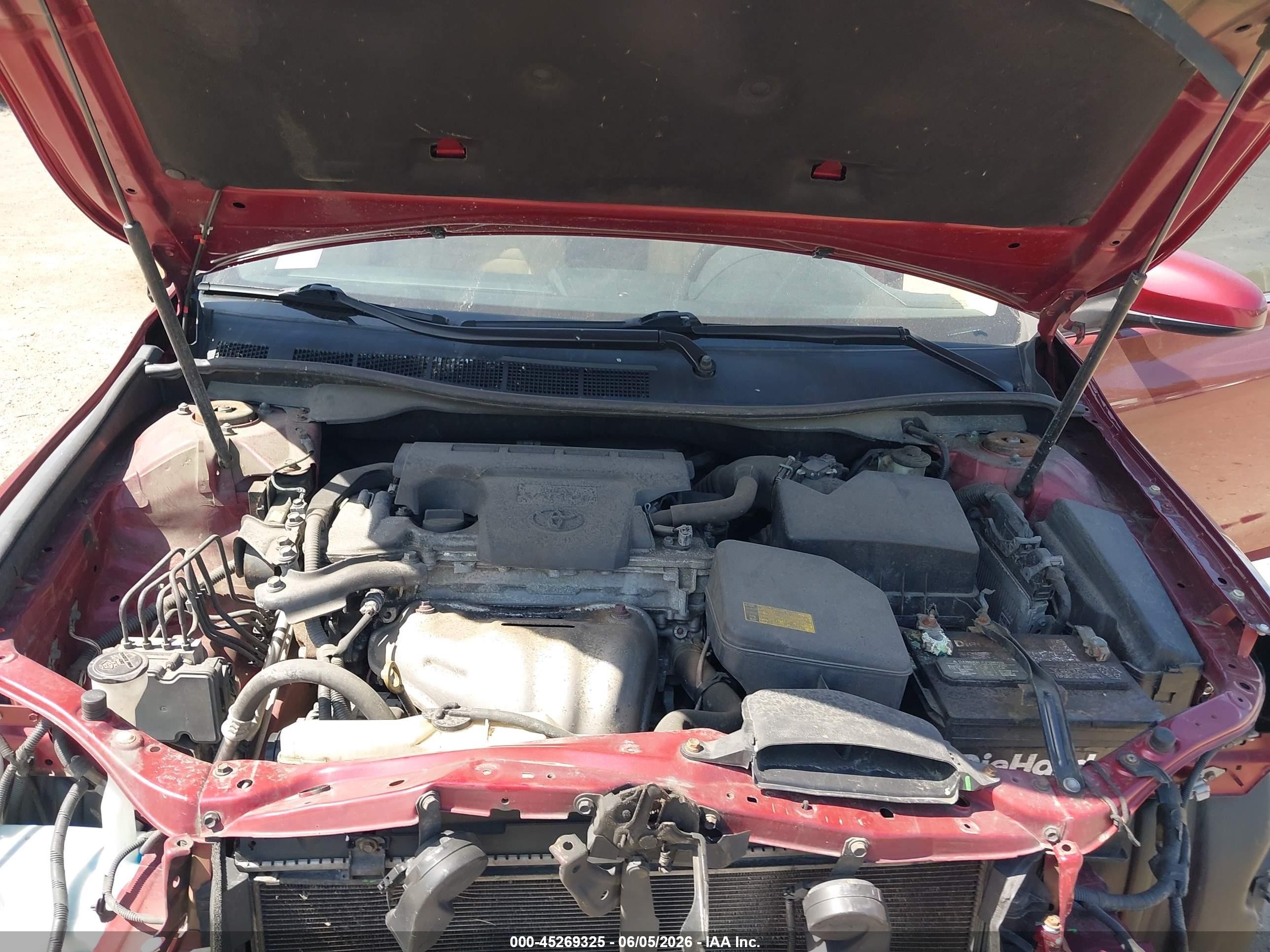 2015 Toyota Camry Le Burgundy vin: 4T1BF1FK4FU925285