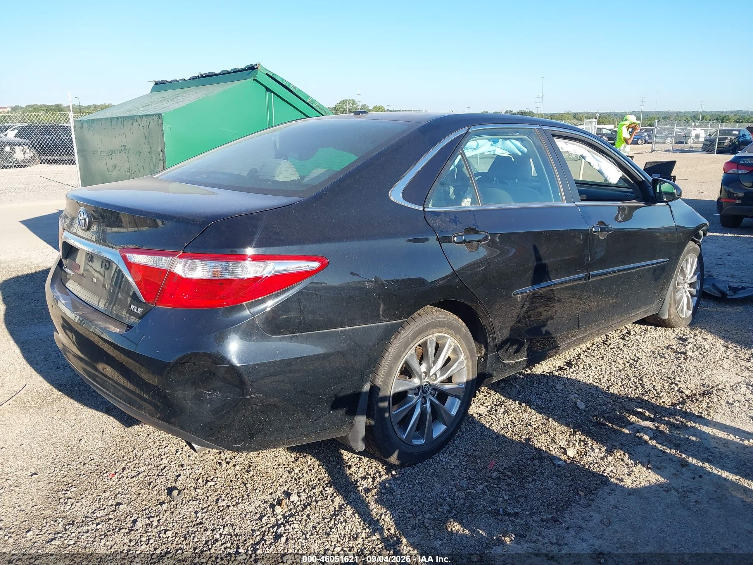 2015 Toyota Camry Xle Black vin: 4T1BF1FK4FU926713