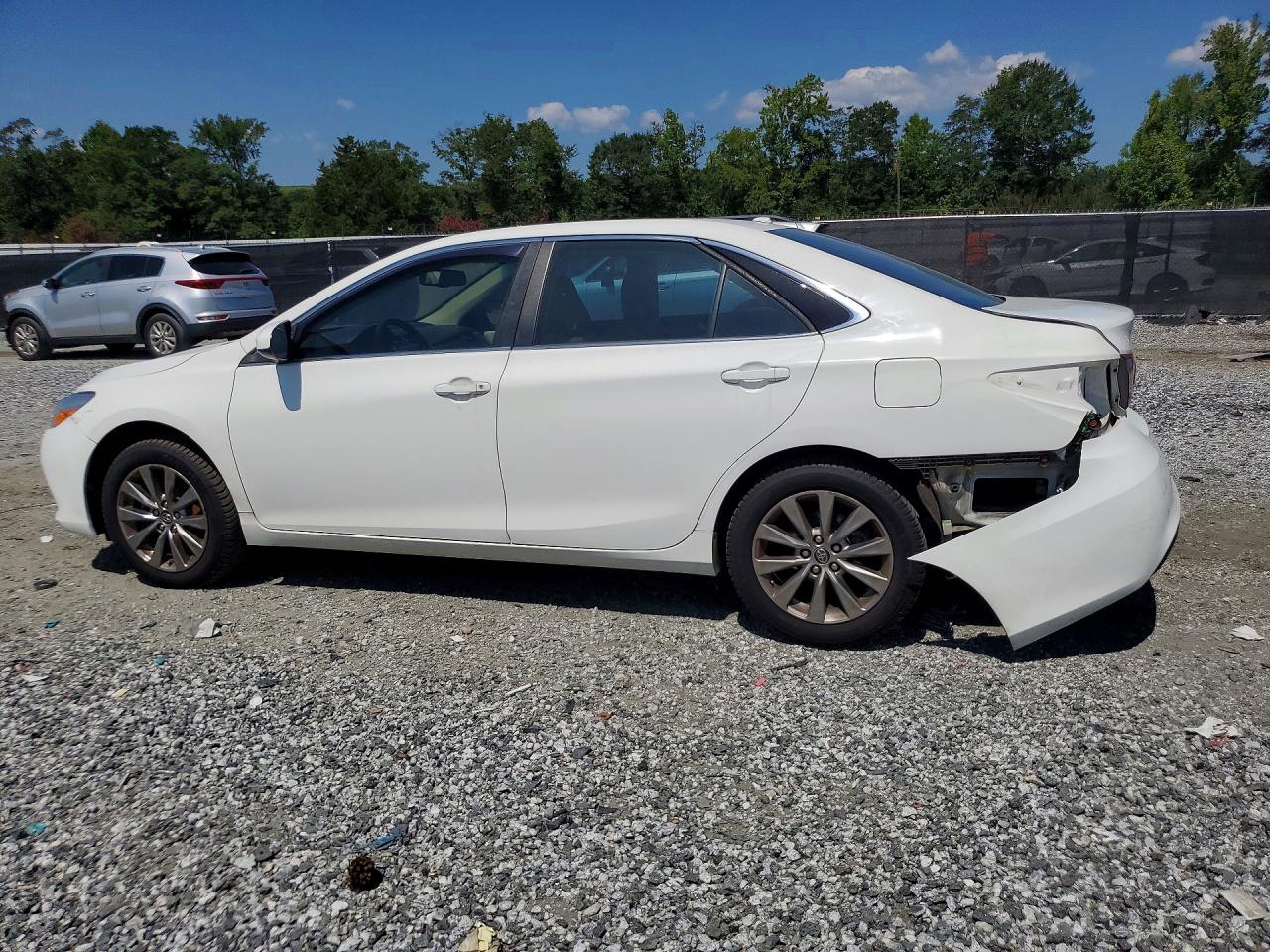 2015 Toyota Camry Xle White vin: 4T1BF1FK4FU927201