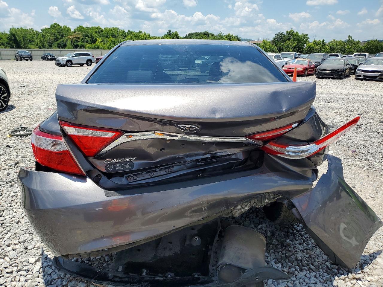 2015 Toyota Camry Le Charcoal vin: 4T1BF1FK4FU931488