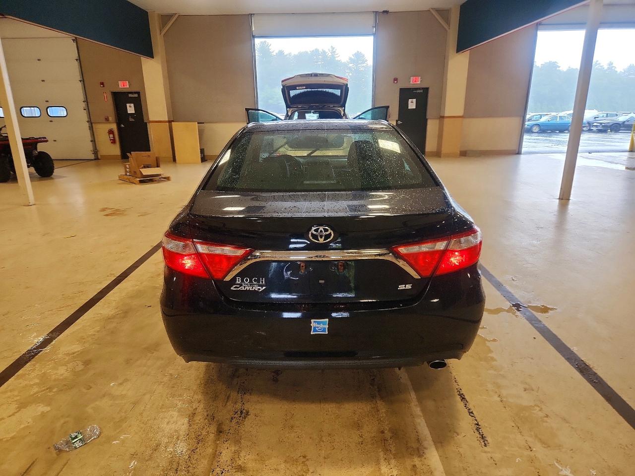 2015 Toyota Camry Se Black vin: 4T1BF1FK4FU931524