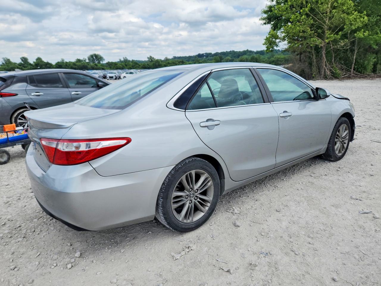 2015 Toyota Camry Se Gray vin: 4T1BF1FK4FU935802