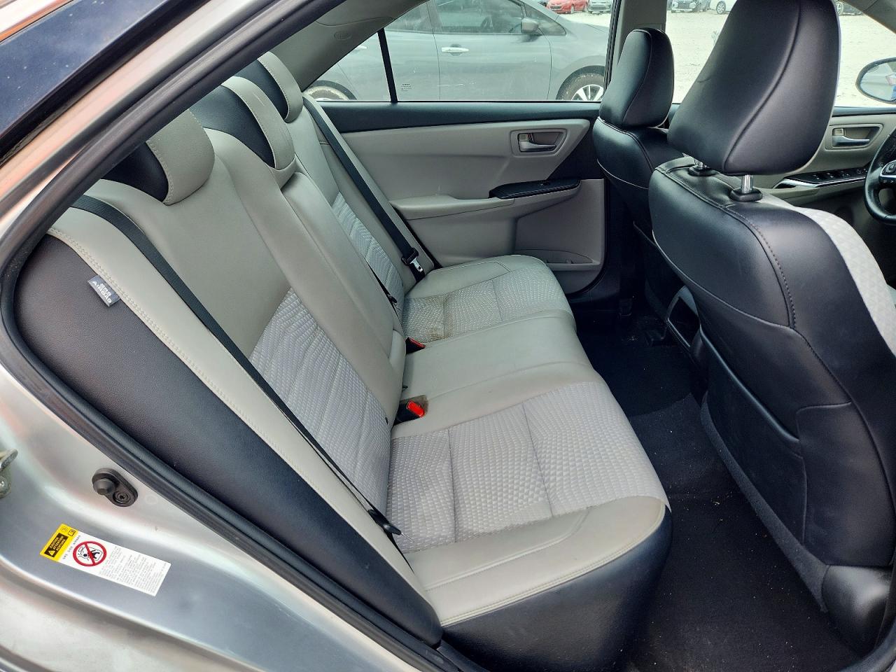2015 Toyota Camry Se Gray vin: 4T1BF1FK4FU935802