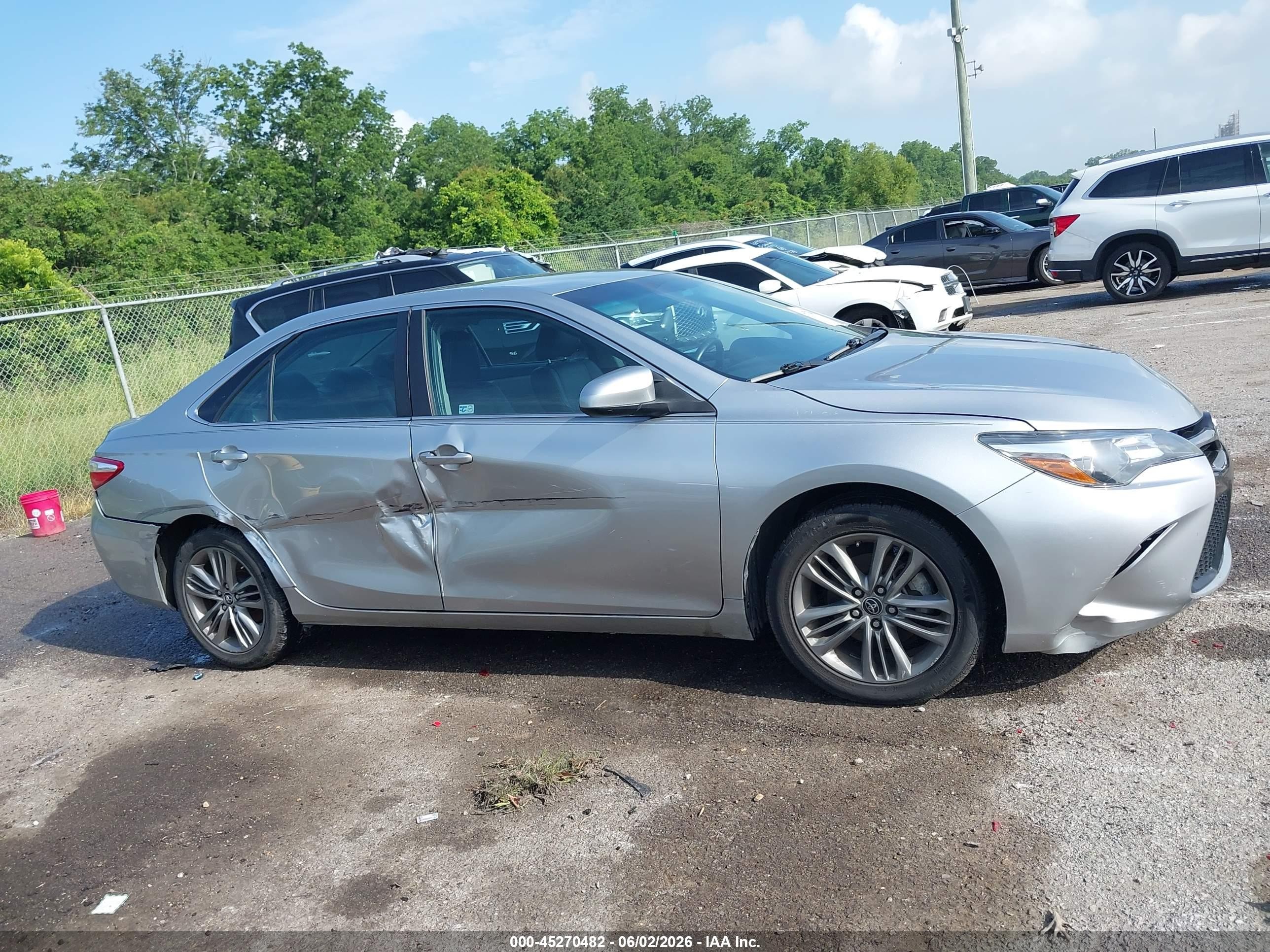 2015 Toyota Camry Se Silver vin: 4T1BF1FK4FU936111