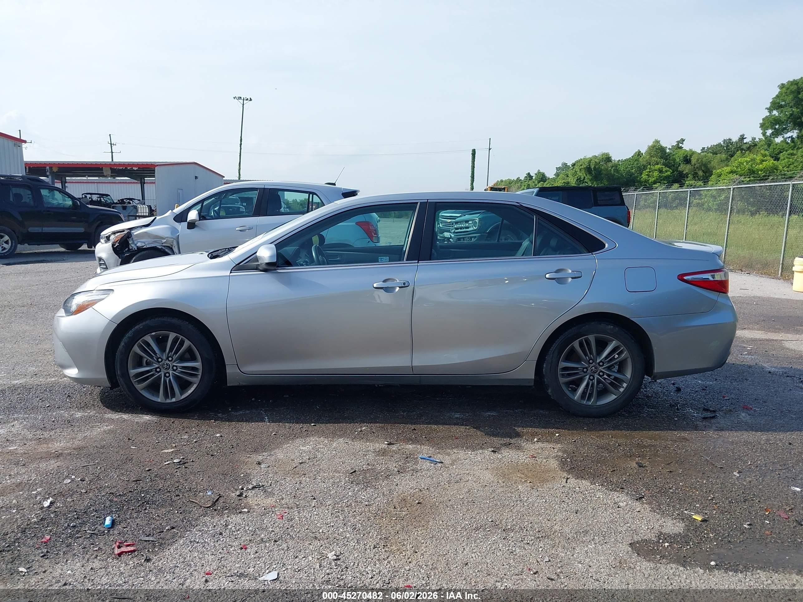 2015 Toyota Camry Se Silver vin: 4T1BF1FK4FU936111