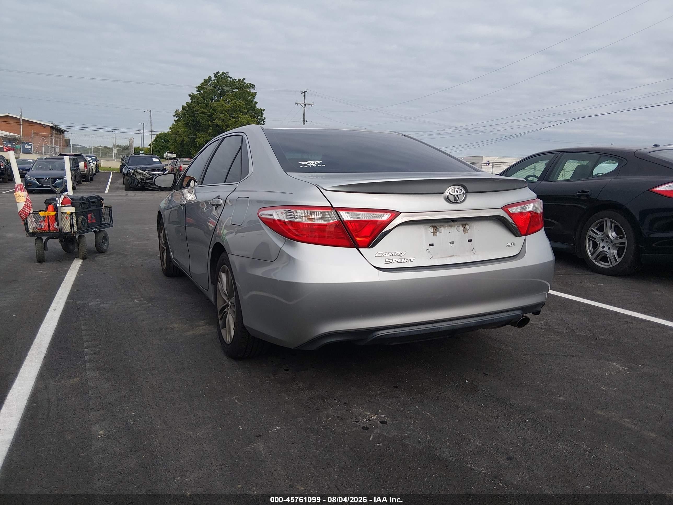 2015 Toyota Camry Se Gray vin: 4T1BF1FK4FU941213