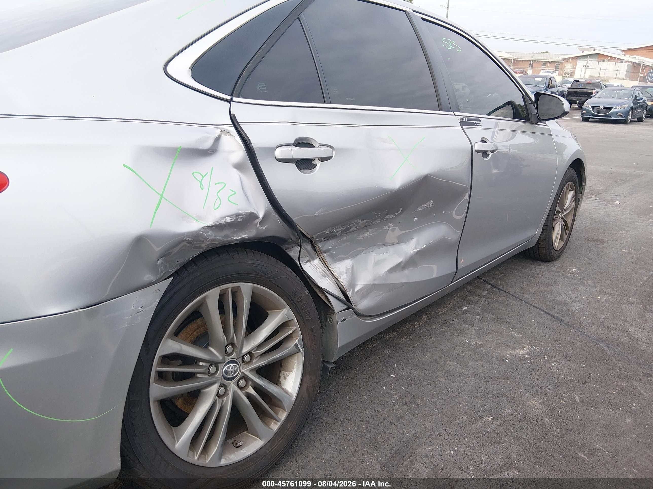 2015 Toyota Camry Se Gray vin: 4T1BF1FK4FU941213