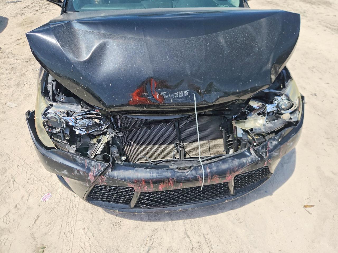2015 Toyota Camry Se Черный vin: 4T1BF1FK4FU948341
