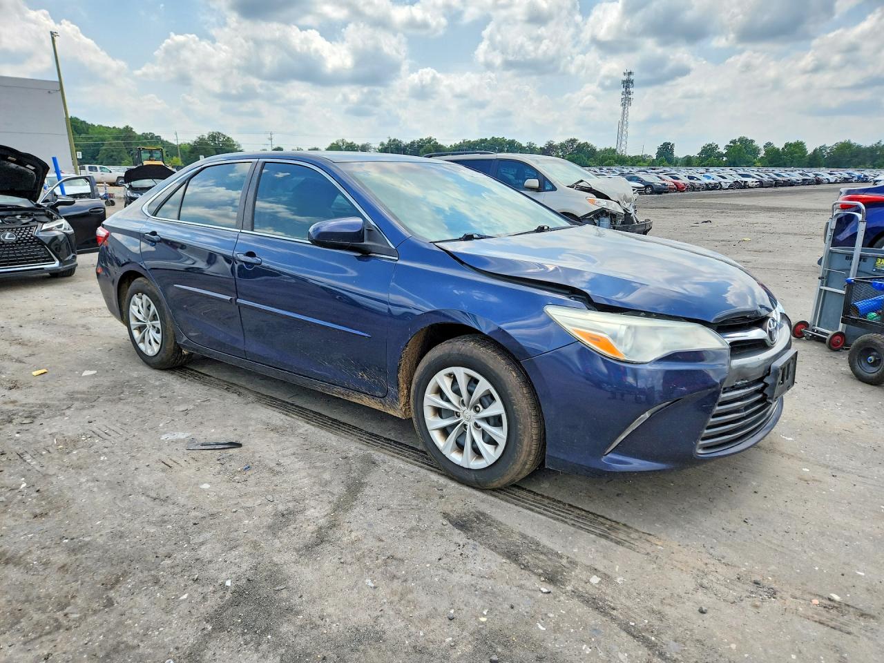 2015 Toyota Camry Le Blue vin: 4T1BF1FK4FU988886