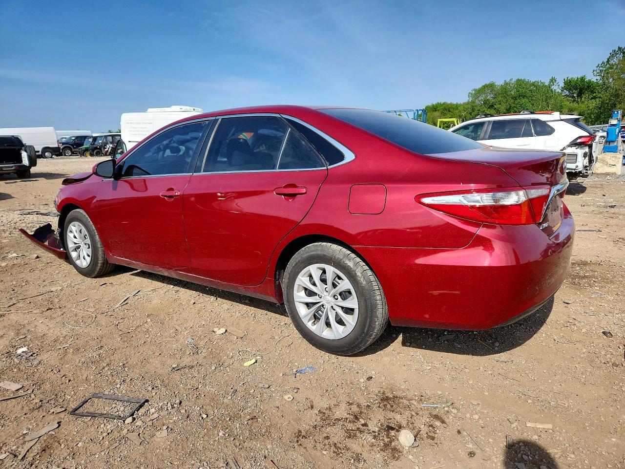 2015 Toyota Camry Le Red vin: 4T1BF1FK4FU993487