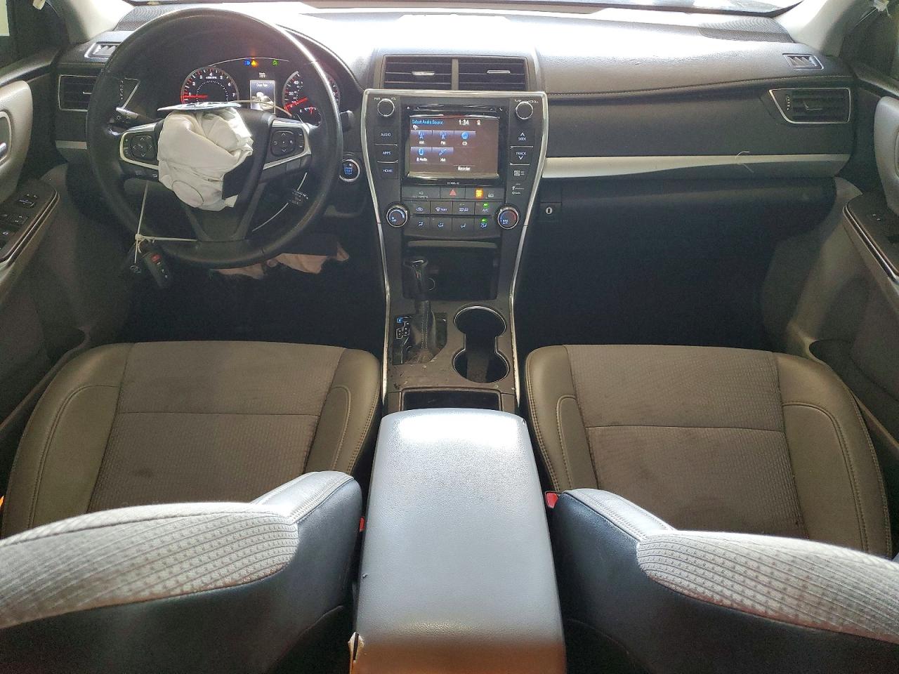 2016 Toyota Camry Se White vin: 4T1BF1FK4GU169085