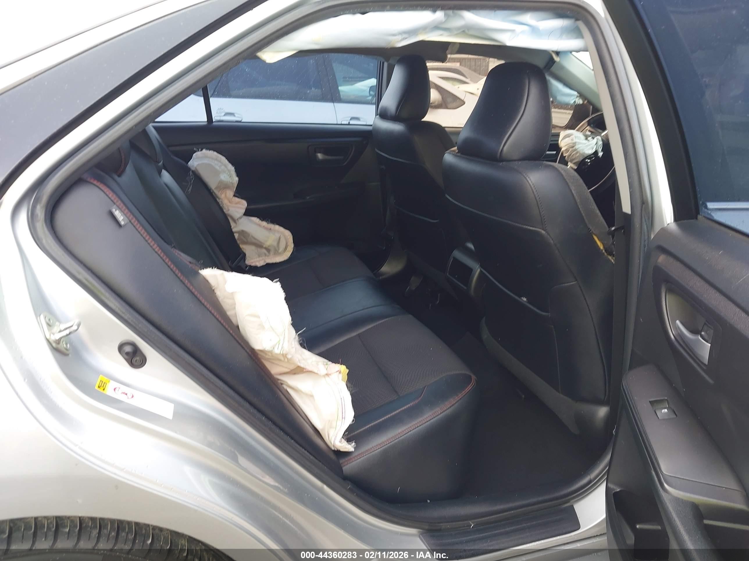 2016 Toyota Camry Se Silver vin: 4T1BF1FK4GU239037