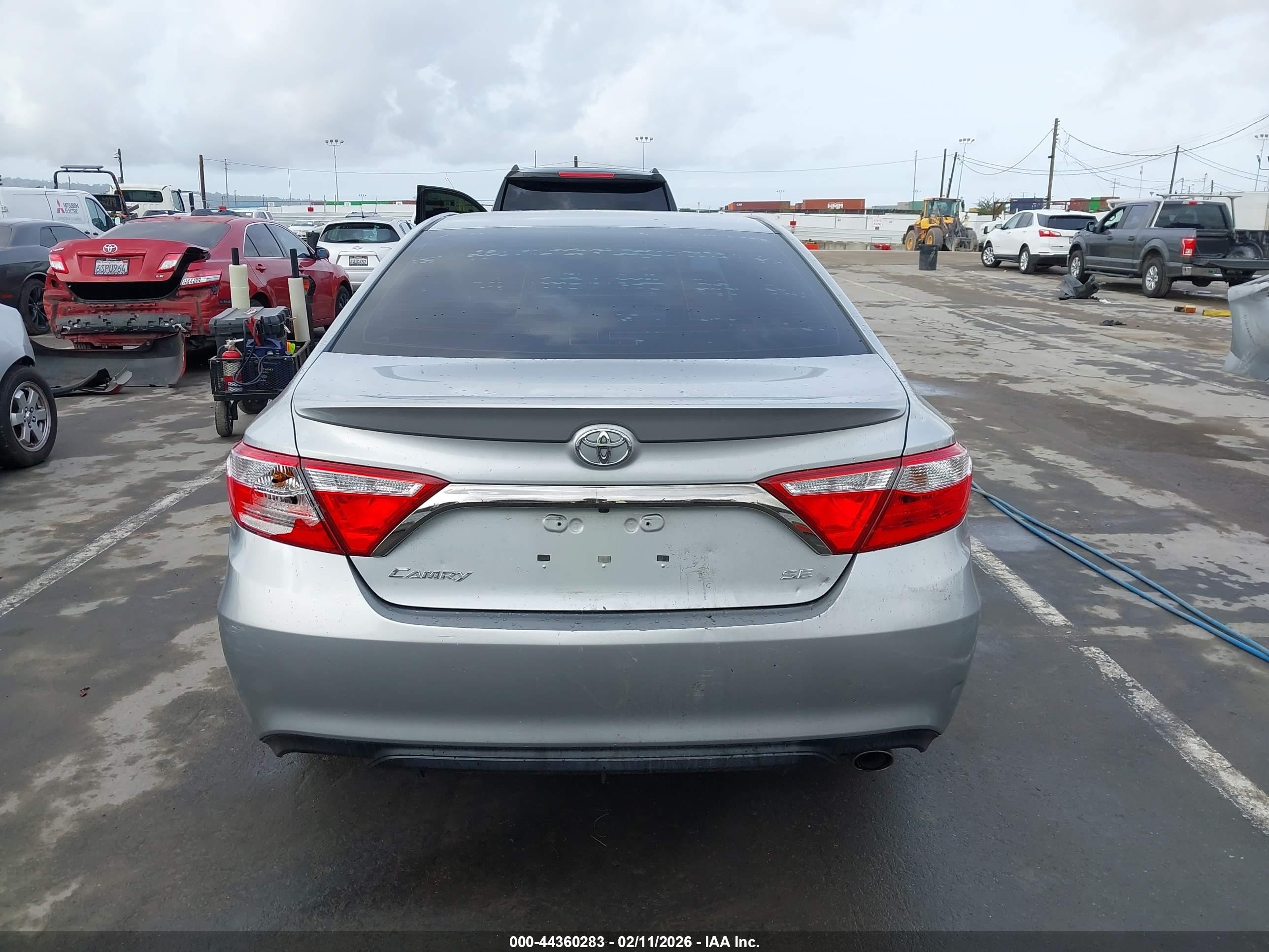 2016 Toyota Camry Se Silver vin: 4T1BF1FK4GU239037