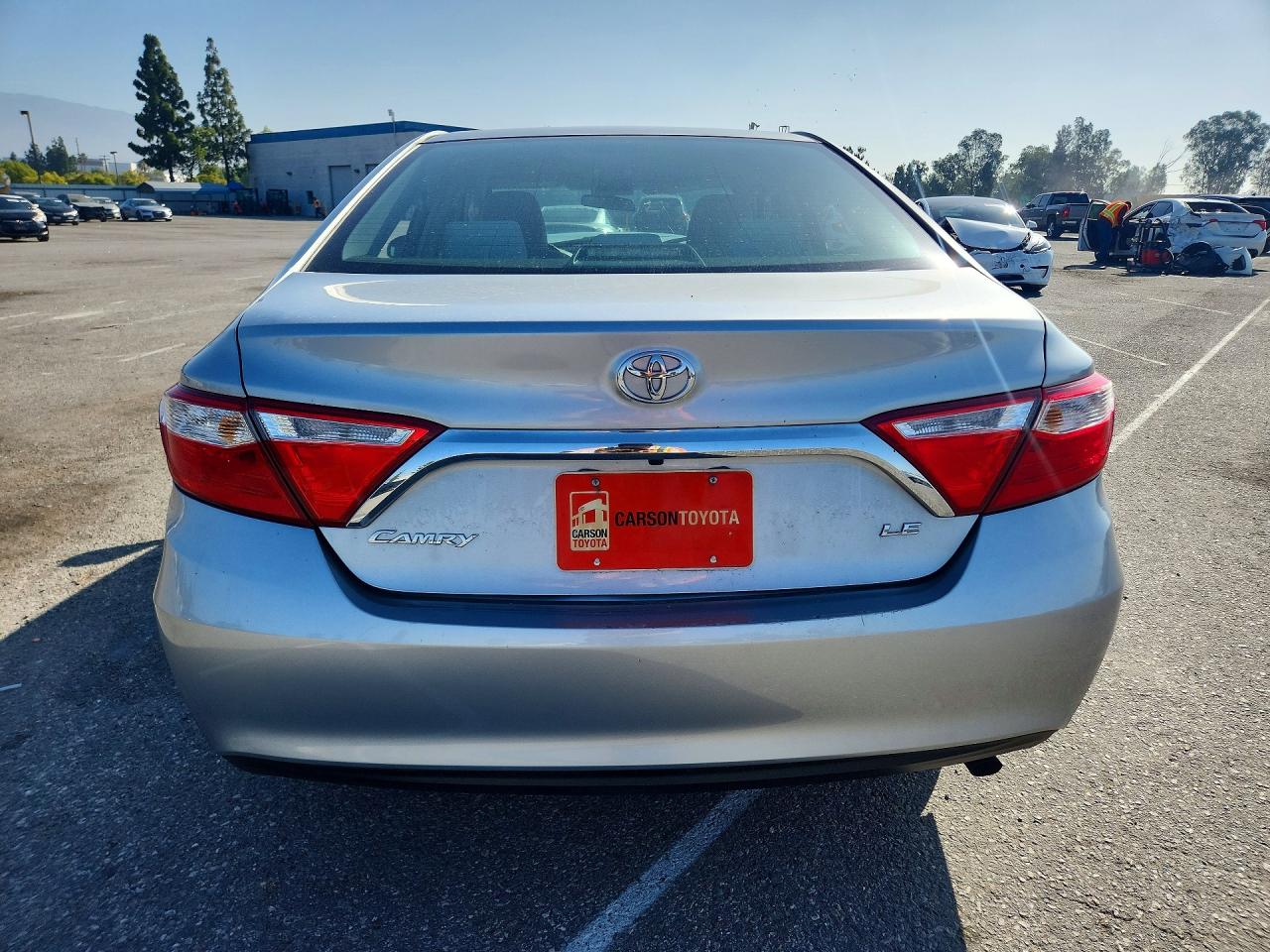 2017 Toyota Camry Le Серебряный vin: 4T1BF1FK4HU290961