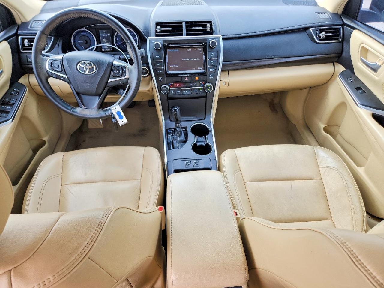 2017 Toyota Camry Xle White vin: 4T1BF1FK4HU652593