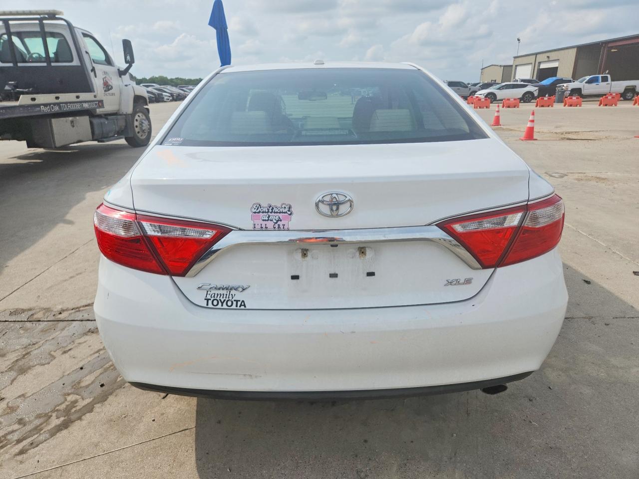 2017 Toyota Camry Xle White vin: 4T1BF1FK4HU652593