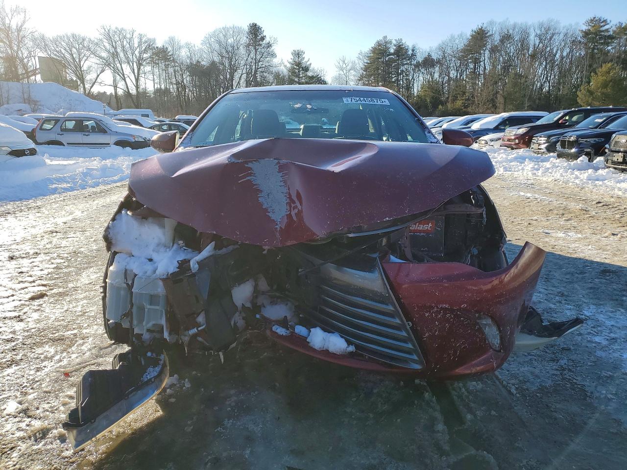 2017 Toyota Camry Le Maroon vin: 4T1BF1FK4HU774547