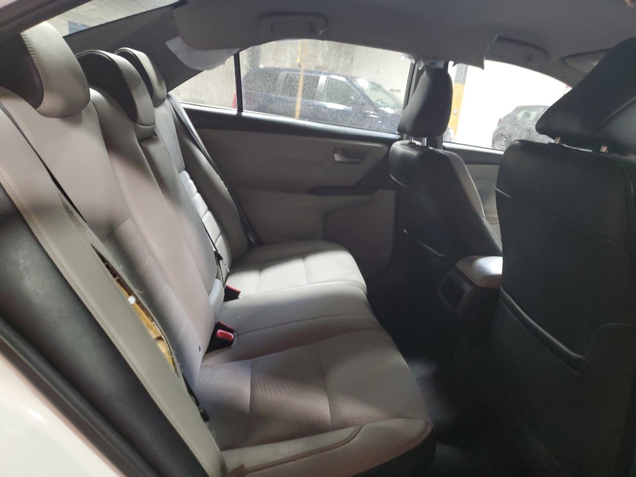 2017 Toyota Camry Se White vin: 4T1BF1FK4HU784558 Damage: Left Side Curtain Air Bag, Deployed, Replacement Required