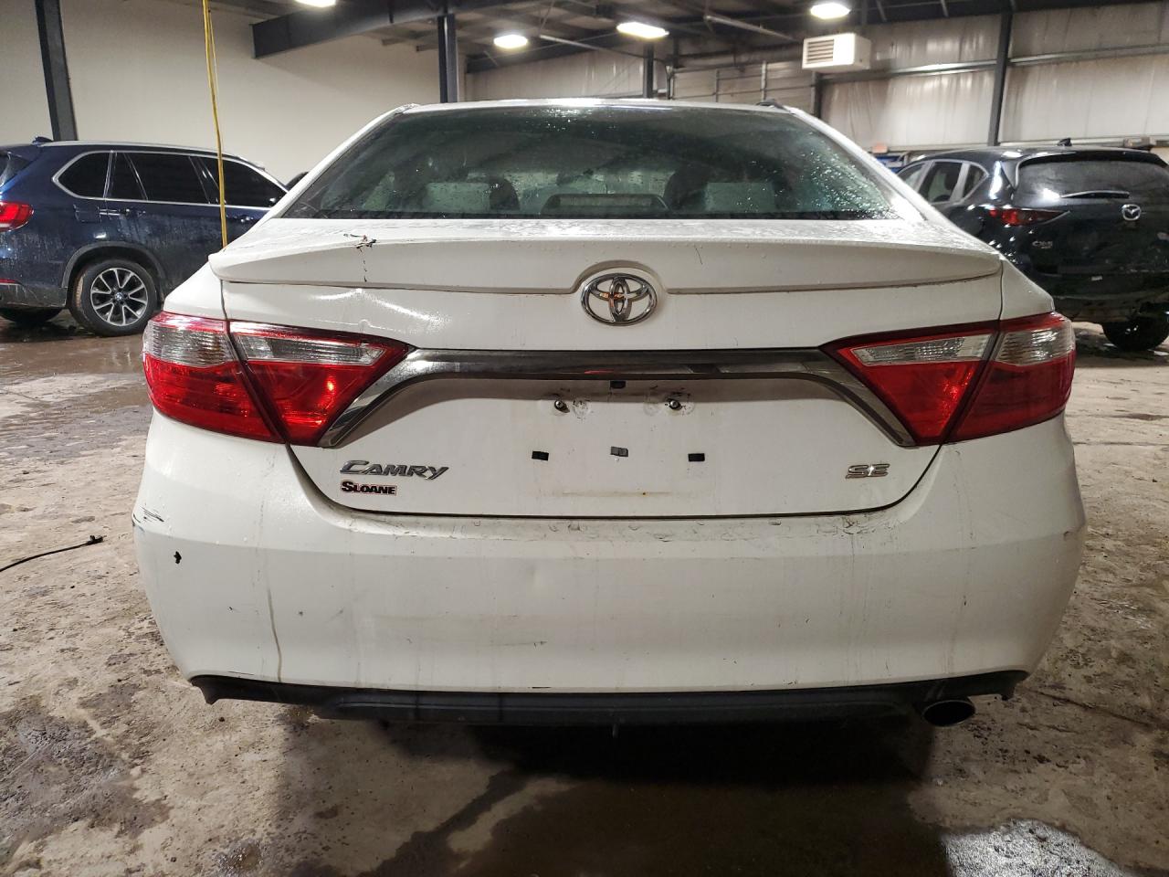 2017 Toyota Camry Se White vin: 4T1BF1FK4HU784558 Damage: Deck Lid, Multiple Dents/Paint Damage, 2