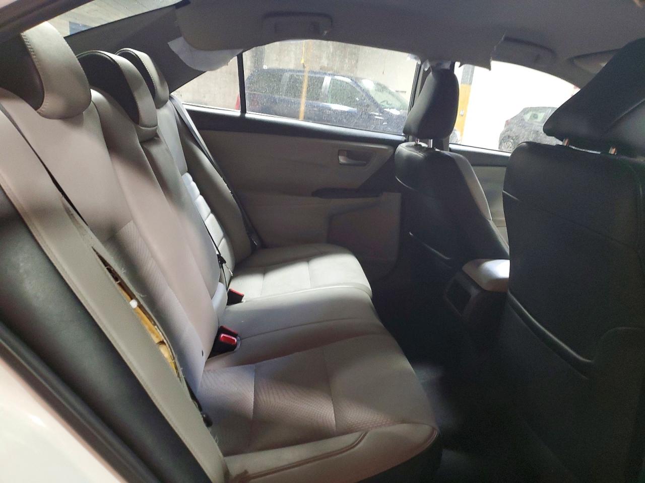 2017 Toyota Camry Se White vin: 4T1BF1FK4HU784558
