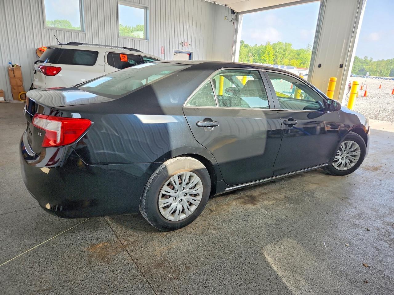 2012 Toyota Camry Le Black vin: 4T1BF1FK5CU023188