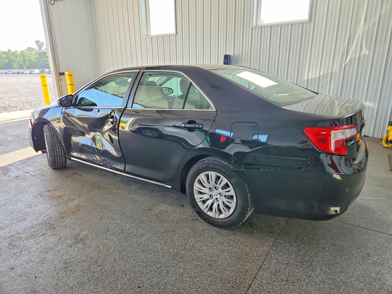 2012 Toyota Camry Le Black vin: 4T1BF1FK5CU023188