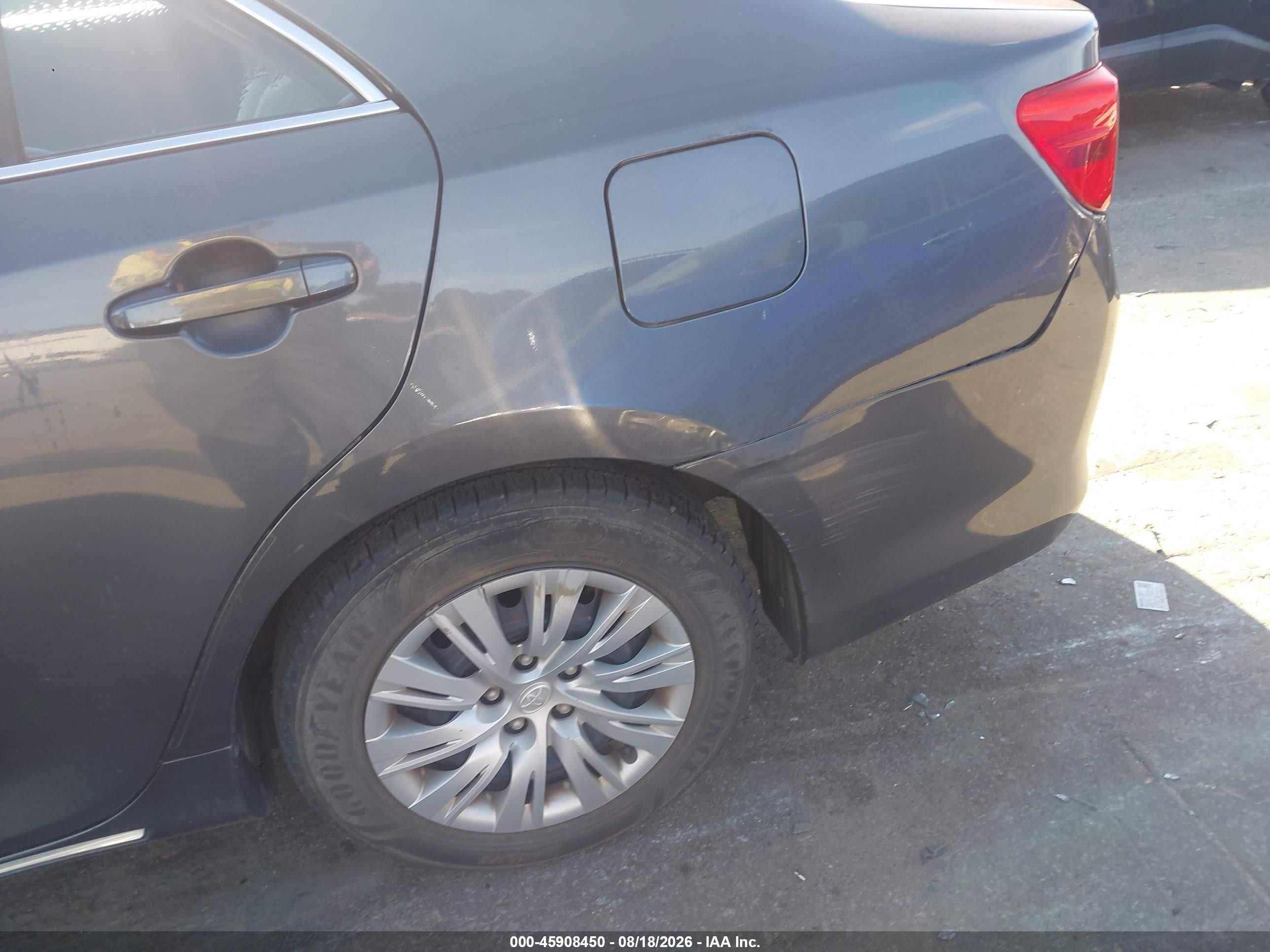 2012 Toyota Camry Le Gray vin: 4T1BF1FK5CU024762