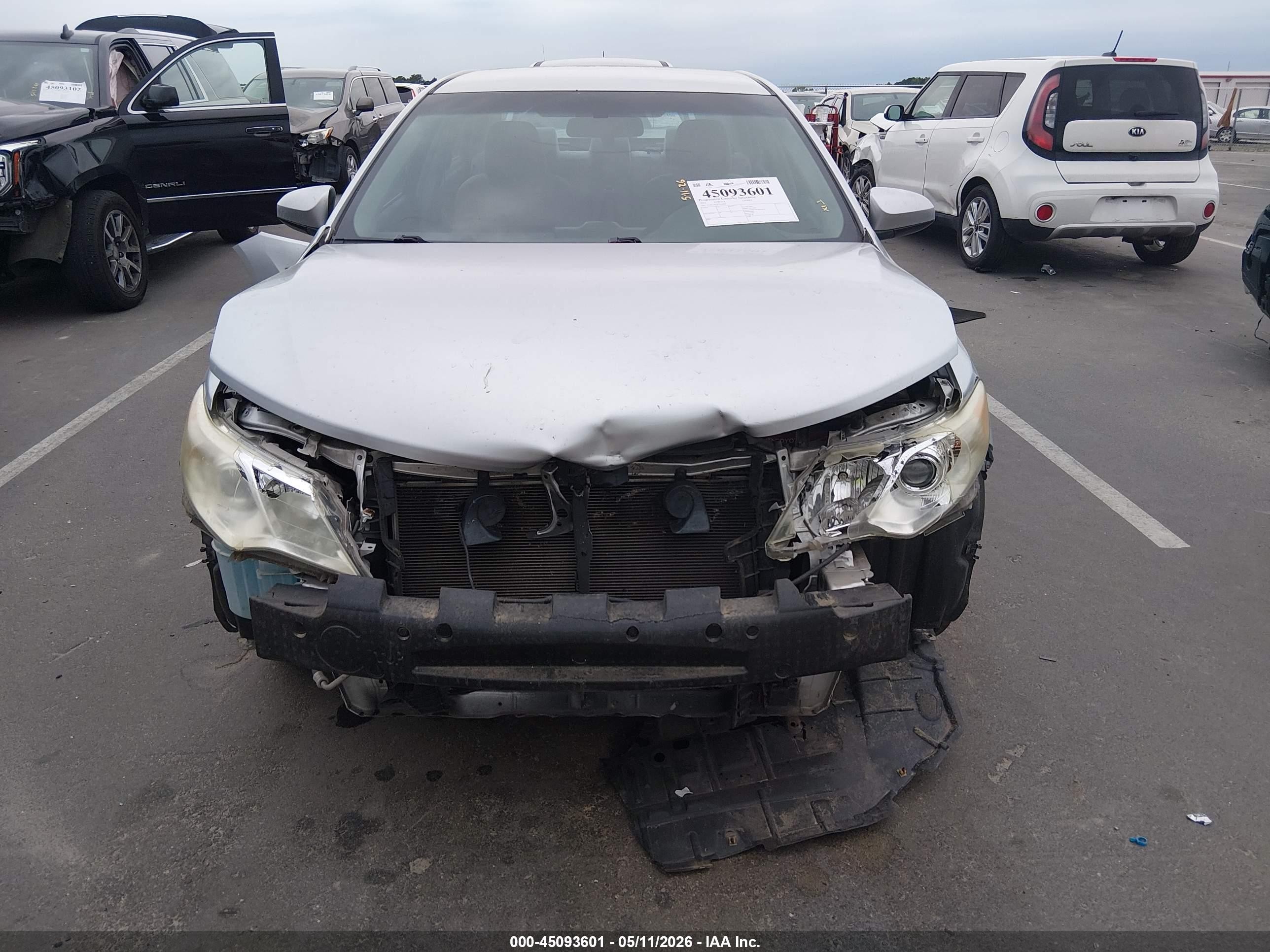 2012 Toyota Camry Le Silver vin: 4T1BF1FK5CU024888
