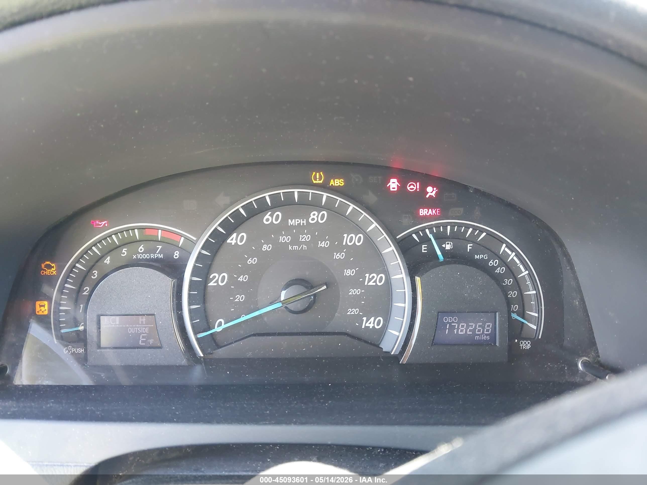 2012 Toyota Camry Le Silver vin: 4T1BF1FK5CU024888