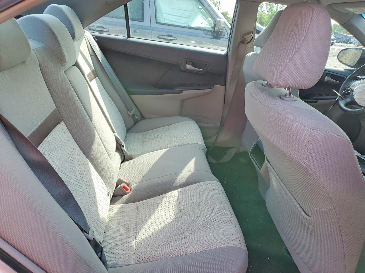 2012 Toyota Camry Le Silver vin: 4T1BF1FK5CU027208
