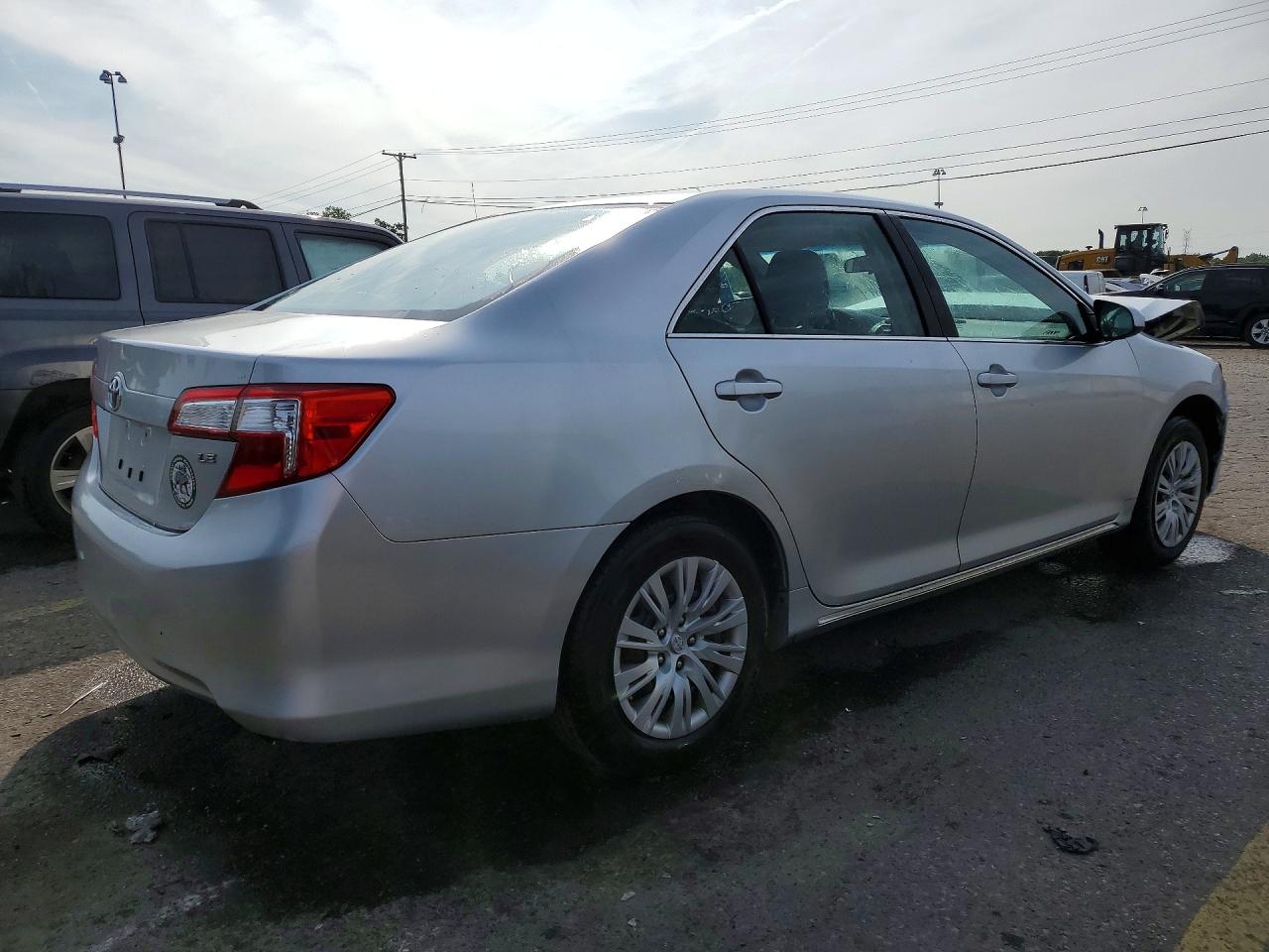 2012 Toyota Camry Le Silver vin: 4T1BF1FK5CU027208