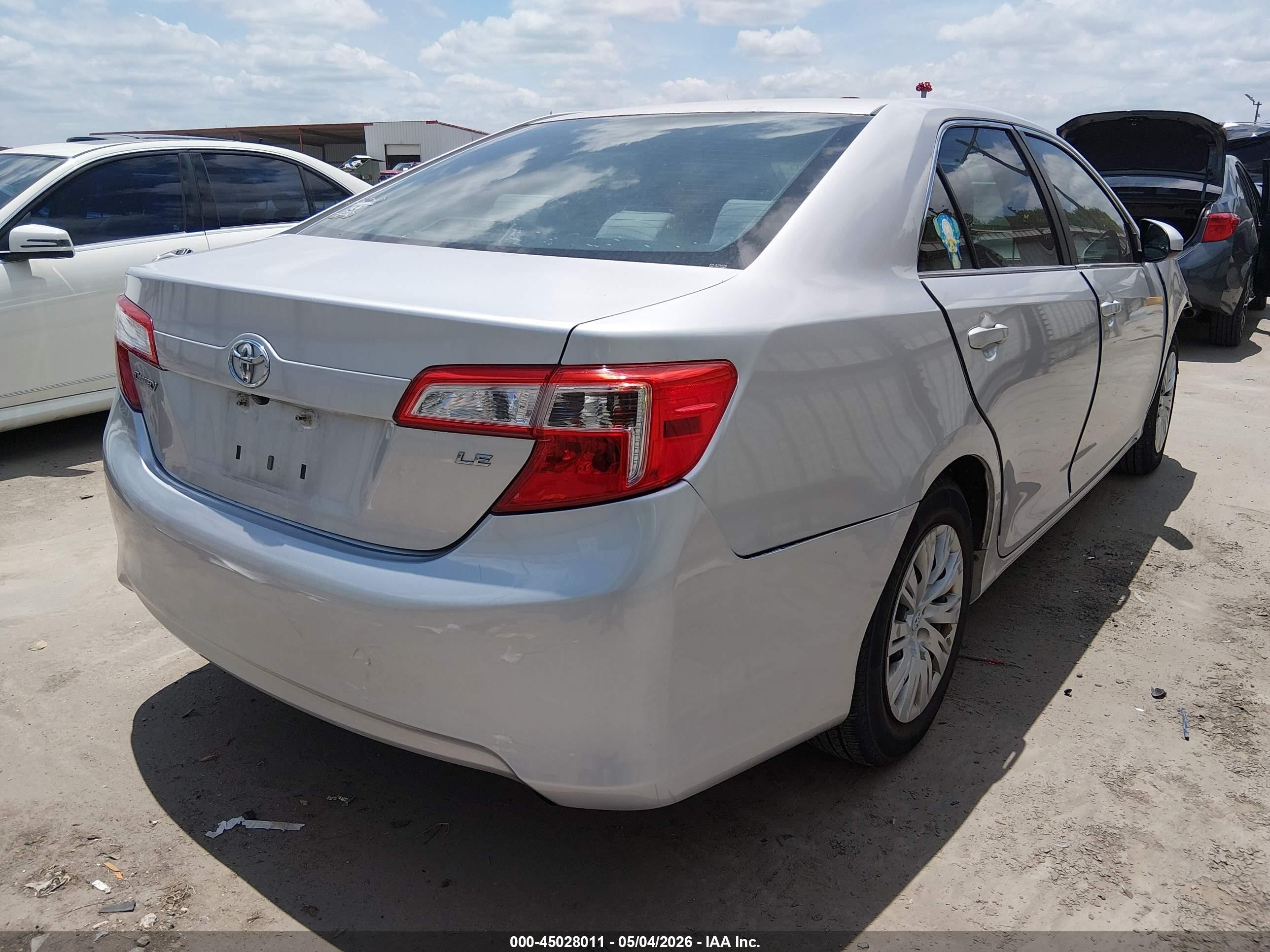 2012 Toyota Camry Le Silver vin: 4T1BF1FK5CU040671