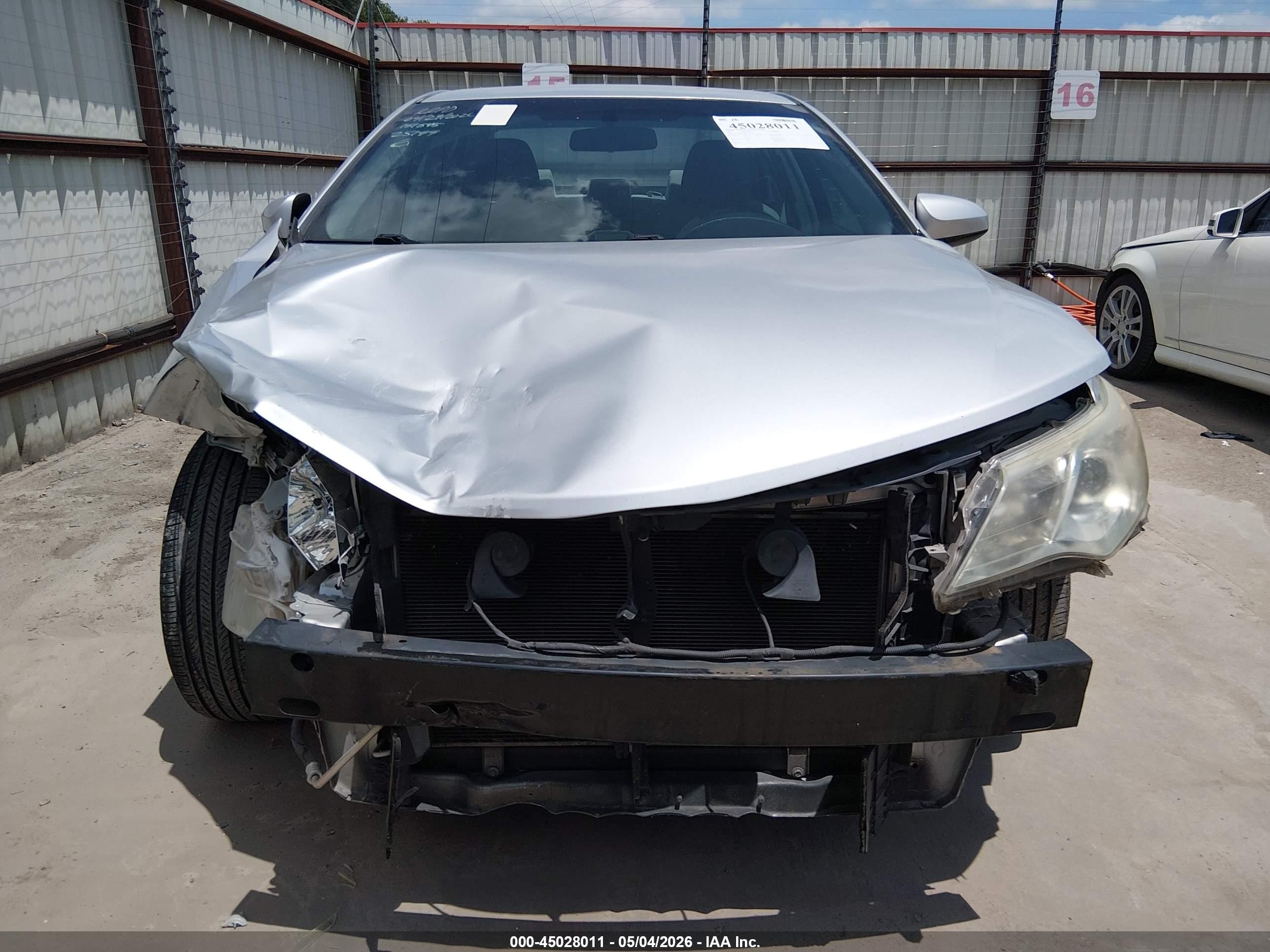 2012 Toyota Camry Le Silver vin: 4T1BF1FK5CU040671