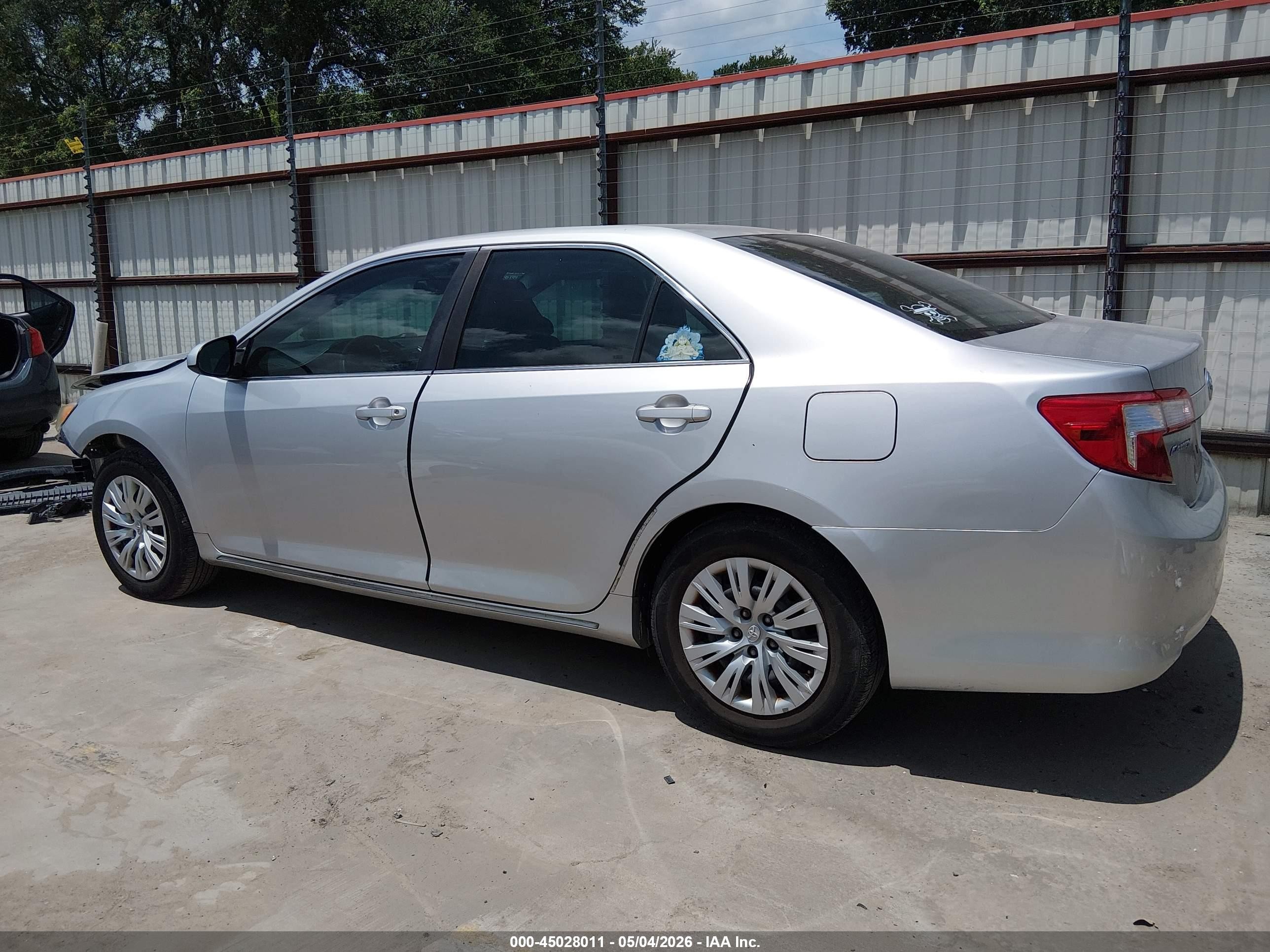 2012 Toyota Camry Le Silver vin: 4T1BF1FK5CU040671